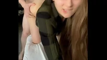 Afspelen Schattige Barbie zoog al het sperma uit me! pov