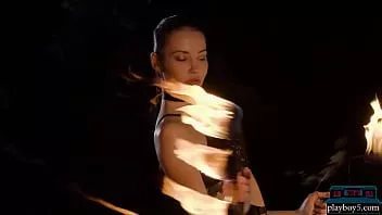 Play Czech milf beauty elilith noir playing with fire in the nude for playboy