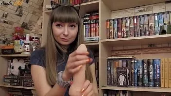 play セクシーな女の子の情熱的なジャークオフと大人のおもちゃを吸う-アマチュア