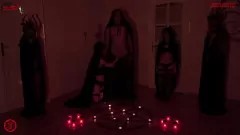 播放 撒旦狂欢：黑发继母在万圣节仪式期间释放了奶油cmcrepie cumshots
