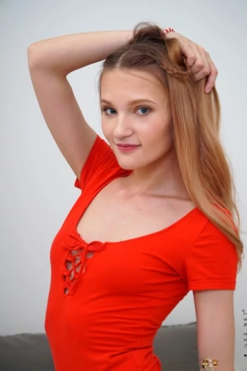Pornstar Olivia Westsun