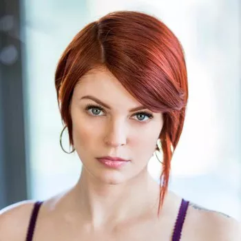 قناة Bree Daniels