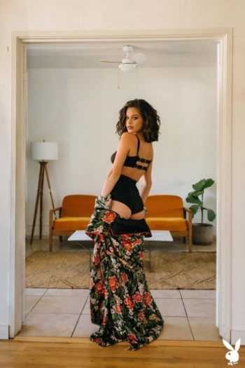 Pornstar Sophia Sinclair